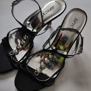 Spicy women's shoes size 8us